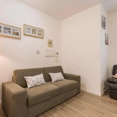Apartment Casa Di Lux E Max - Sub 701 Brugherio
