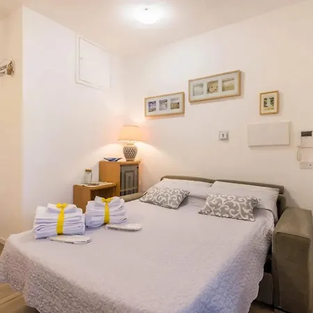 Casa Di Lux E Max - Sub 701 Apartment *