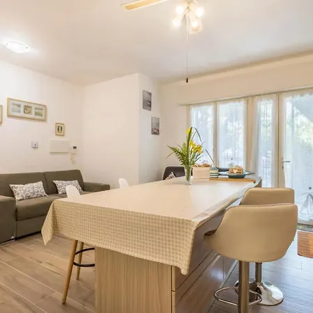 Casa Di Lux E Max - Sub 701 Apartment Brugherio