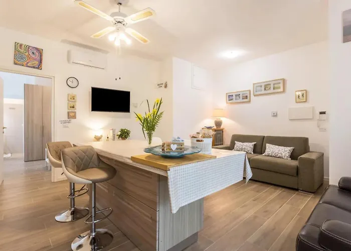 Apartamento Casa Di Lux E Max - Sub 701 *
